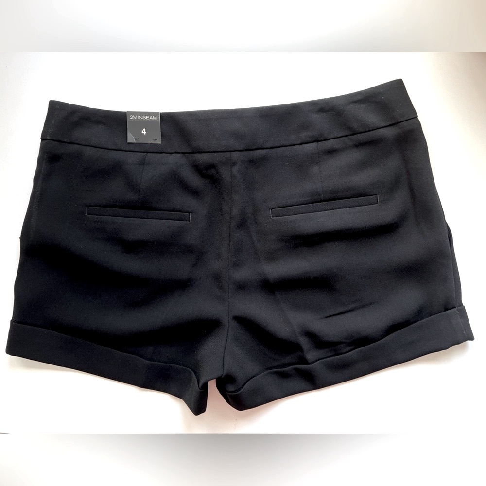 Express Women's Black Shorts - Picture 2 of 3
